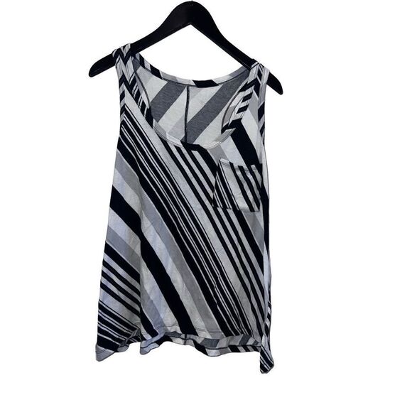 Free with bundle of 3!  ANA XL racerback - Picture 1 of 4